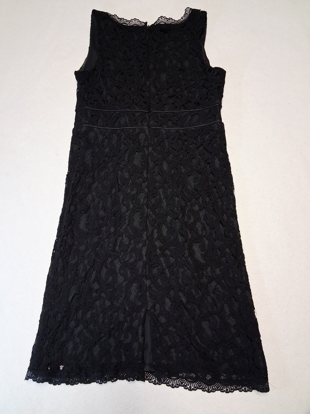 4/20$ Junior Women Reitmans Black Lace Midi Dress - V-Neck Sleeveless - Picture 6 of 7